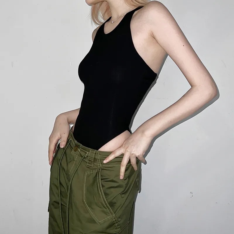 เสื้อบอดี้สูท โชวหลัง สายไขว้หลังเซ็กซี่ พร้อมส่งในไทย