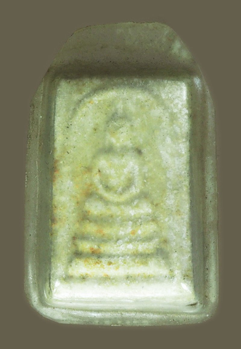 A5731 พระสมเด็จคะแนน เนื้อผงน้ำมัน ไม่ทราบที่ เลี่ยมพลาสติกเก่า หลายสิบปี 9