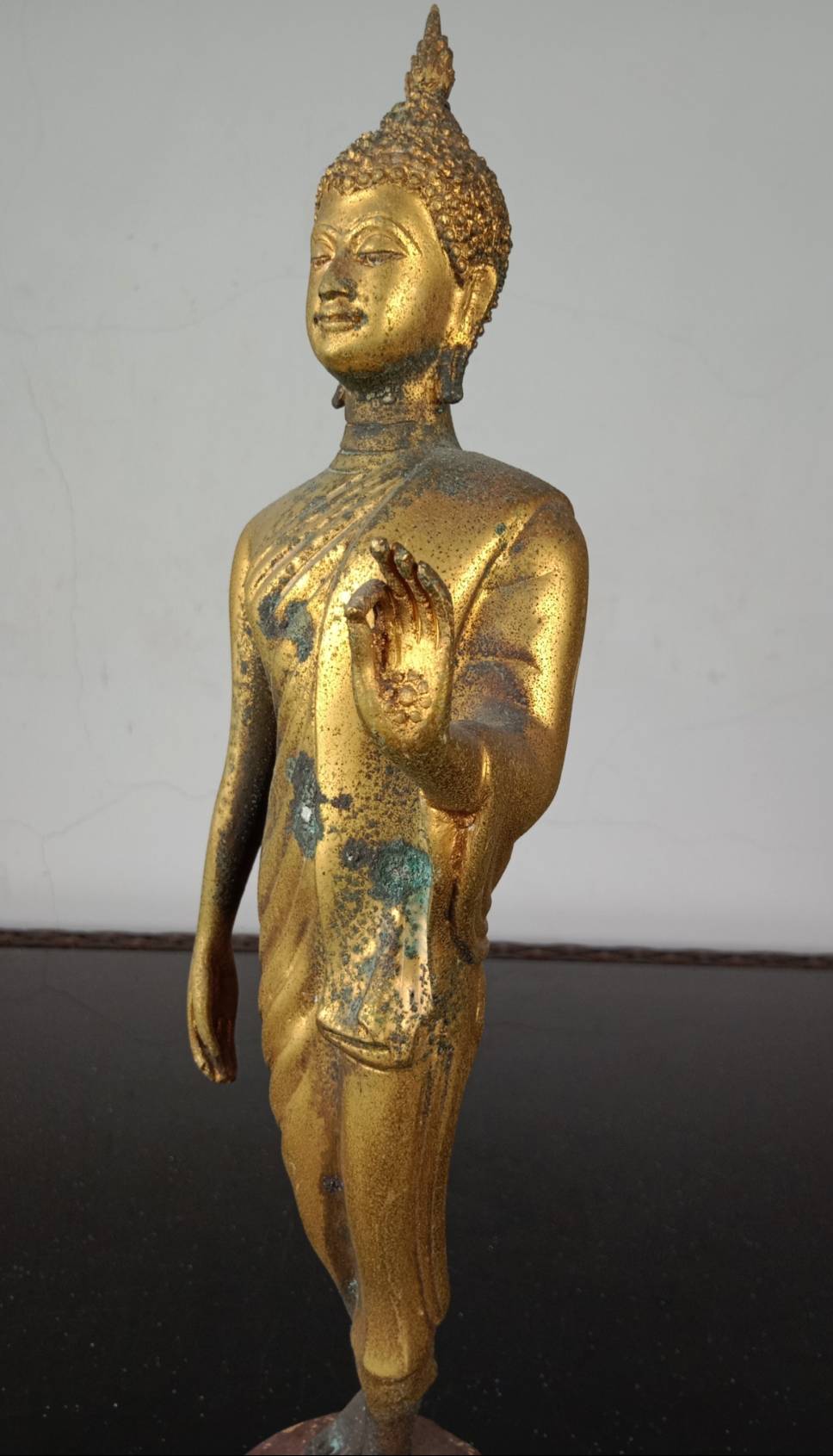 73.พระพุทธรูปปางลีลา