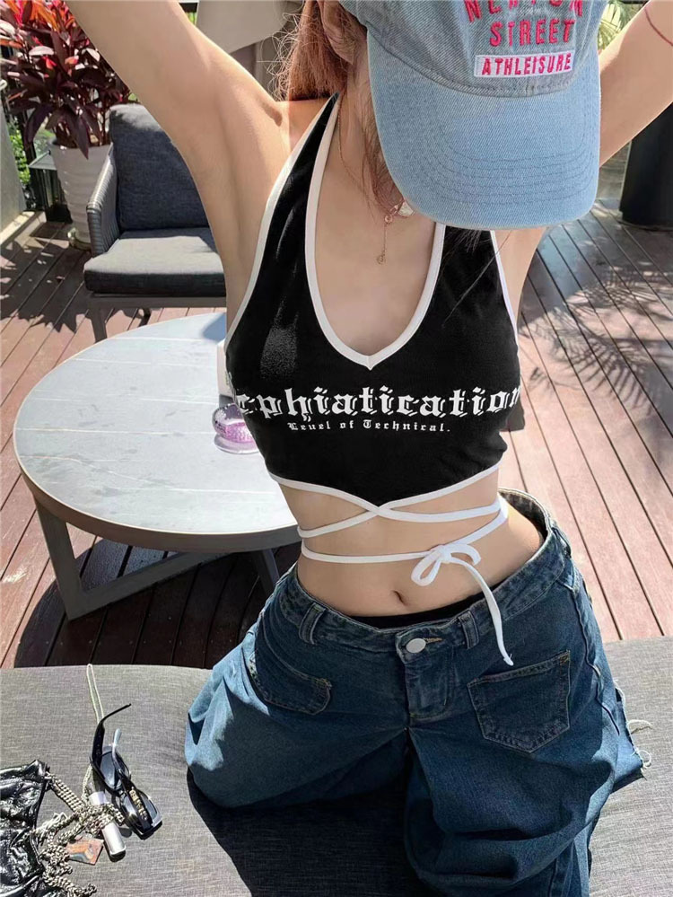 เสื้อครอป กล้าม ไหมพรม เซ็กซี่ พร้อมส่ง