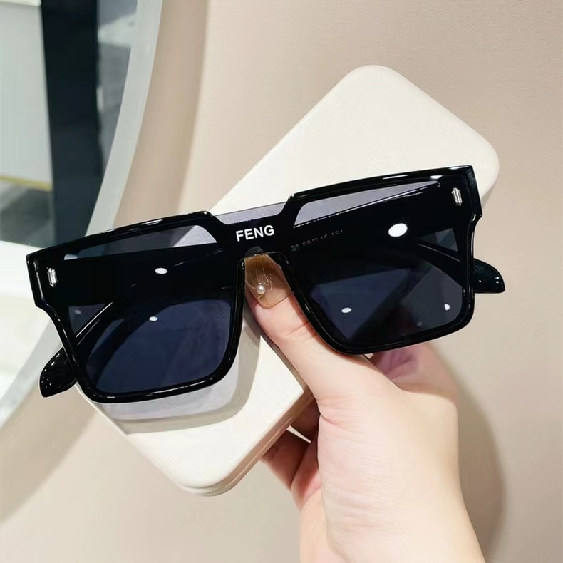 เเว่นตาเเฟชั่น เเว่นตากันเเดด ทรงเหลี่ยม V27 สินค้าพร้อมส่งในไทย