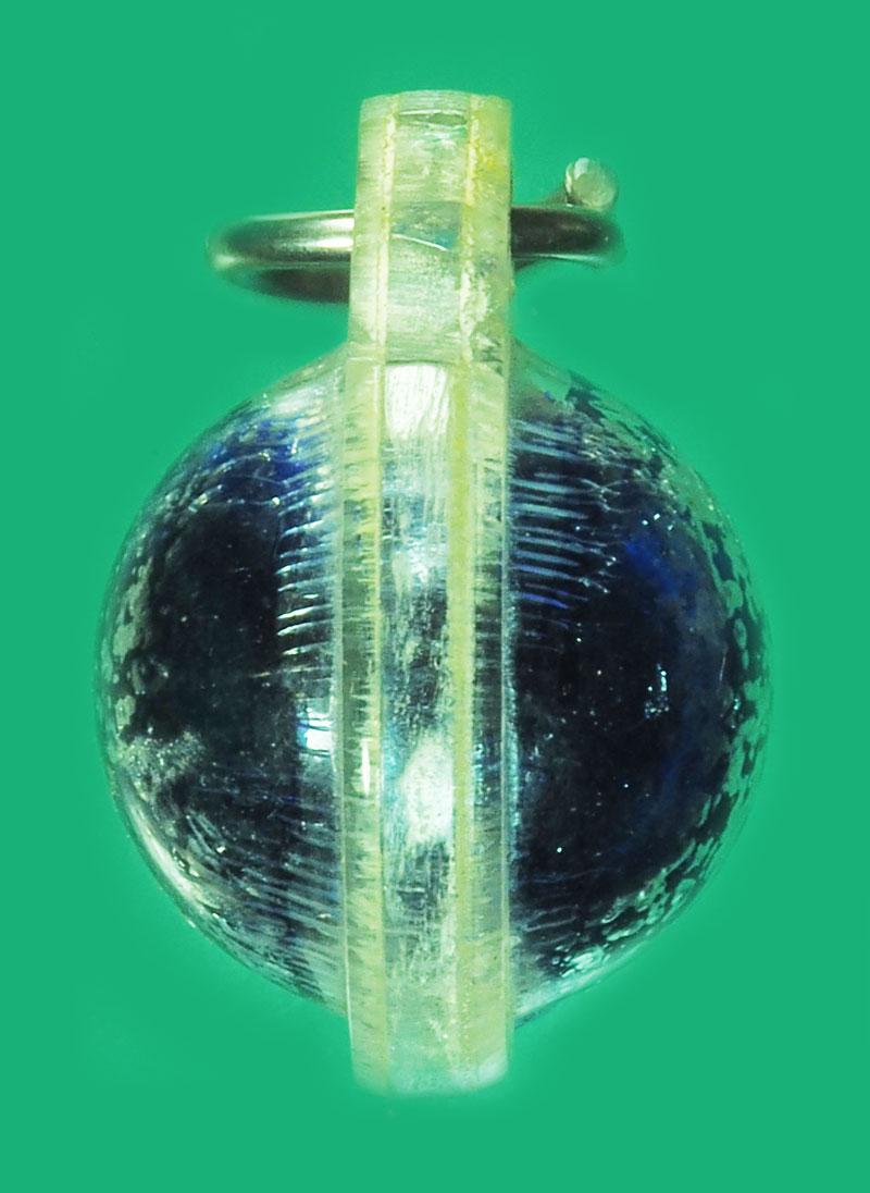 A5320 ลูกแก้วสารพัดนึก เลี่ยมพลาสติกเก่าหลายสิบปี 12