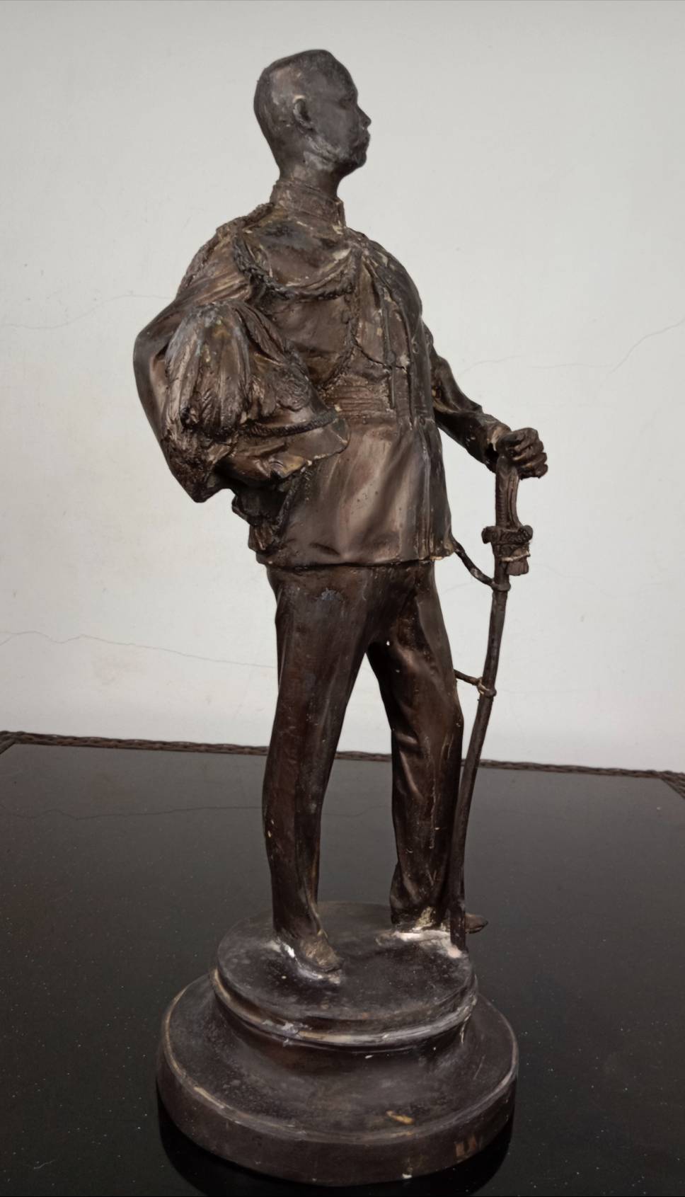 546.พระบรมรูปหล่อในหลวงรัชกาลที่5 พระบาทสมเด็จพระปรมินทรมหาจุฬาลงกรณ์ พระจุลจอมเกล้าเจ้าอยู่หัว ประทับยืน ฐานกลม