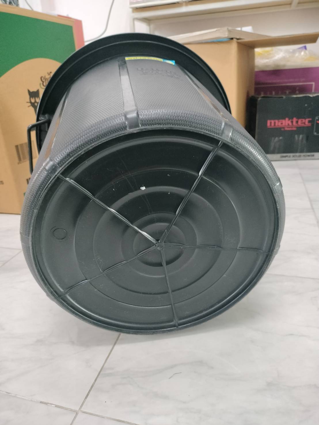 ถังขยะอินทรีย์ ถังขยะเปียกใส่เศษอาหาร ถังตัดก้น สีดำ และสีอื่นๆ พร้อมฝาปิด หูล็อคไม่ได้