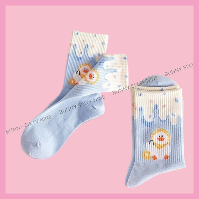 ถุงเท้ายาว สีพื้น ลายน่ารักๆ ถุงเท้าแฟชั่น เนื้อผ้านุ่ม 1 คู่