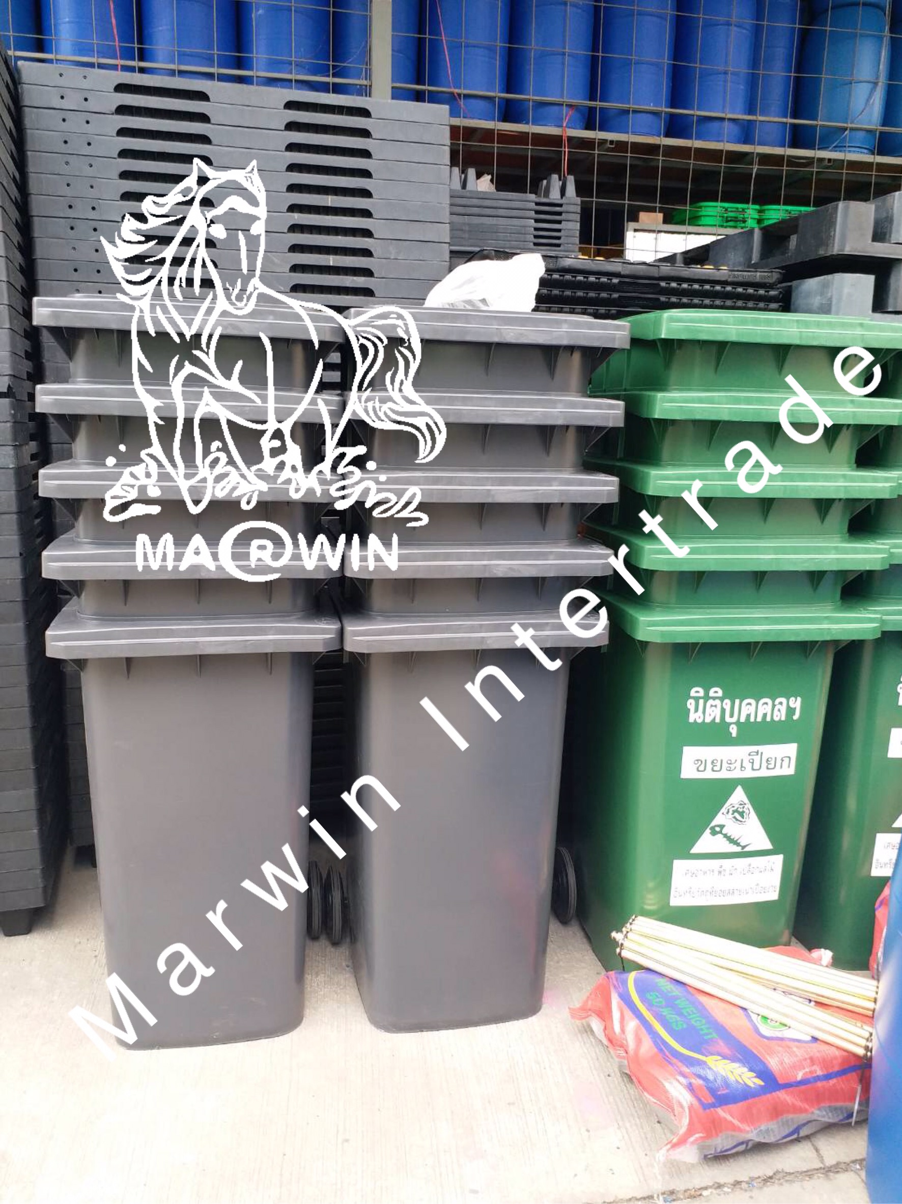ถังขยะพลาสติก มีล้อเลื่อน ฝาเรียบ 120 ลิตร
