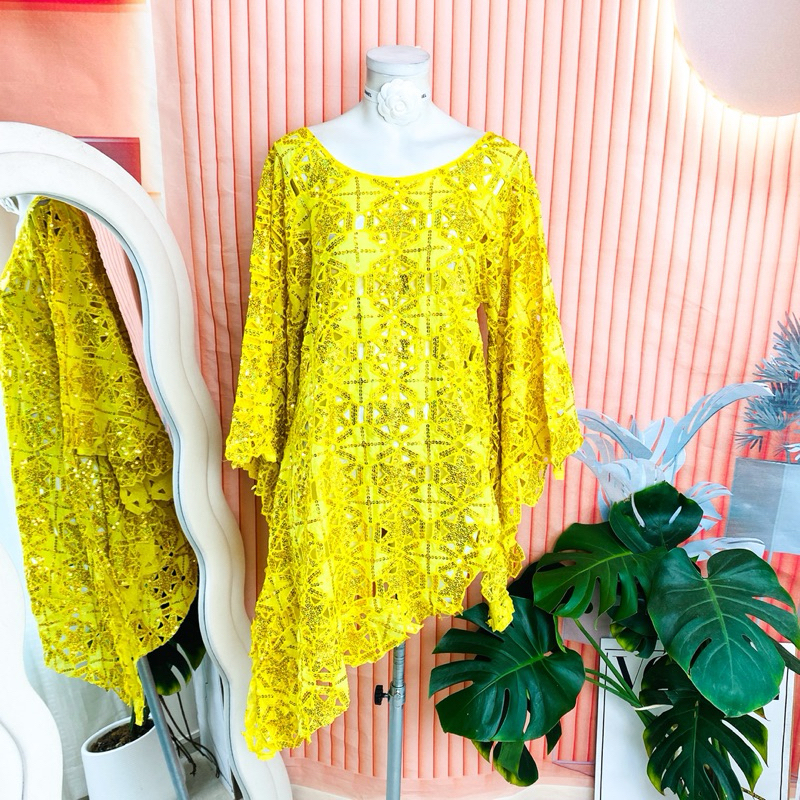 ไซด์ M-L แบรนด์ แท้ 100%🌸เสื้อ เฉลียงข้าง ผ้าลูกไม้ ซีทรู งานเกล็ดวิบวับ สีเหลือง ใส่ออกงาน ชุดปาร์ตี้ วันเกิด(6)