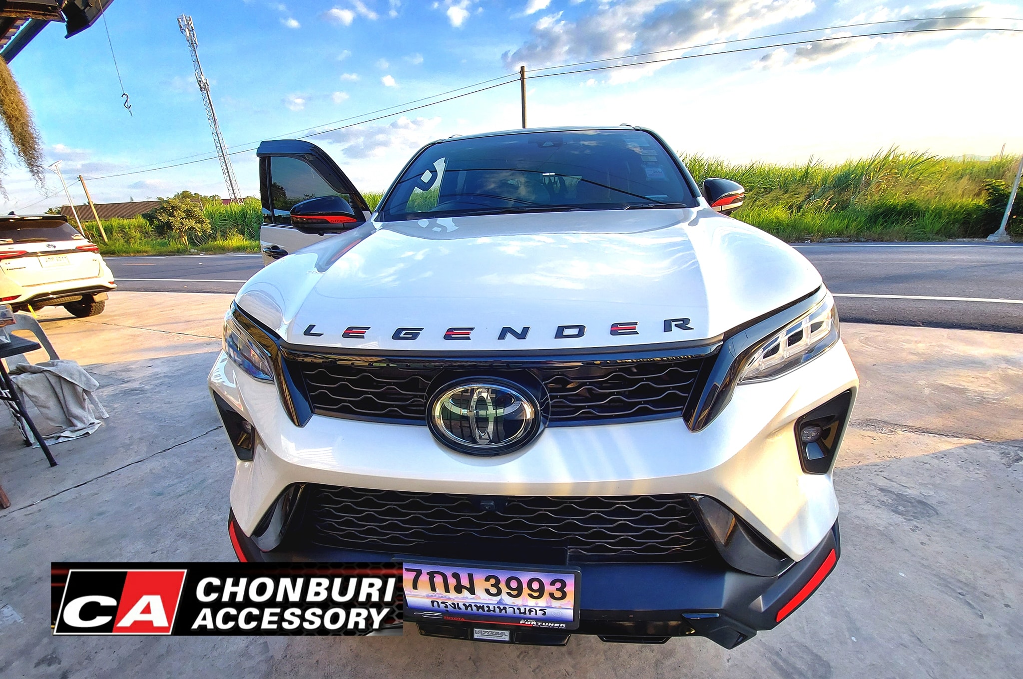 ตัวอักษรฝากระโปรงหน้ารีเจนเดอร์Legender 2022 โตโยต้า ฟอร์จูนเนอร์