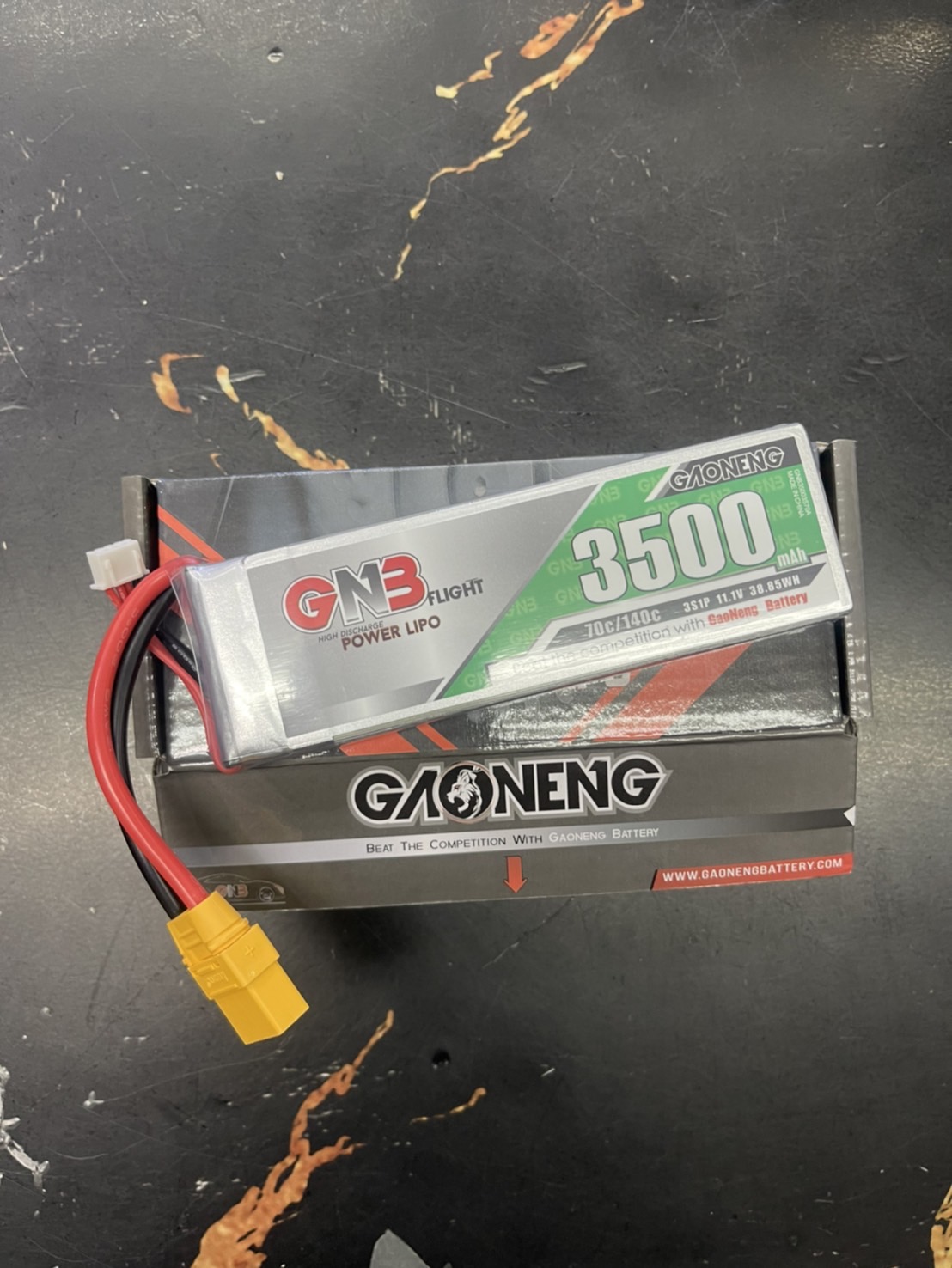 แบตเตอรี่รถบังคับ 3500 mAh. 11.1V 3S 70C / 140 C (ปลั๊ก XT60 / ต้องซื้อปลั๊กTRXเพิ่ม) - Gaoneng