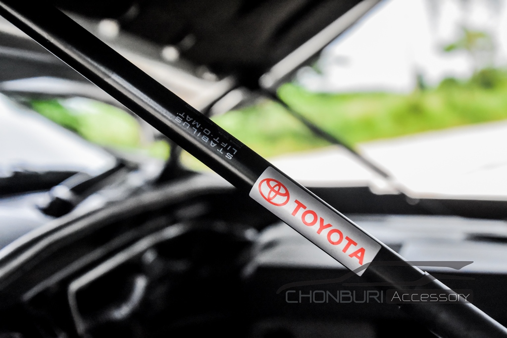 โช๊คยกฝากระโปรงหน้า แท้ โตโยต้า ฟอร์จูนเนอร์