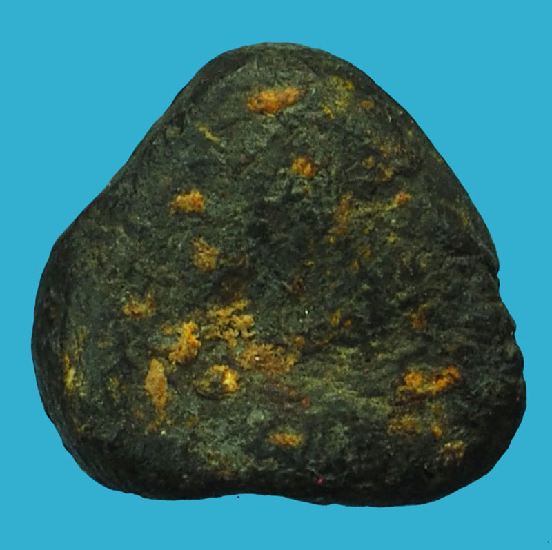 A5087 พระปิดตา เนื้อผงคลุกรัก ไม่ทราบที่และปีสร้าง 6