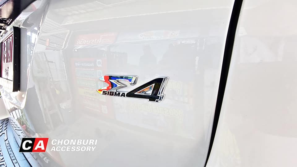 LogoƩ4 ซิกม่า4 โตโยต้า ฟอร์จูนเนอร์