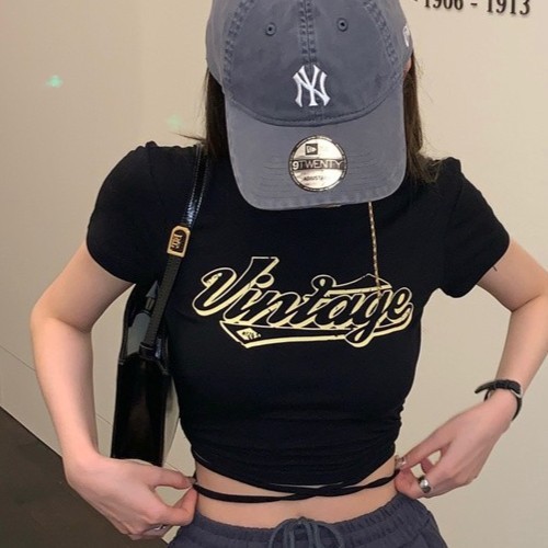 เสื้อครอป แขนสั้น vintage รหัส CN570 พร้อมส่ง