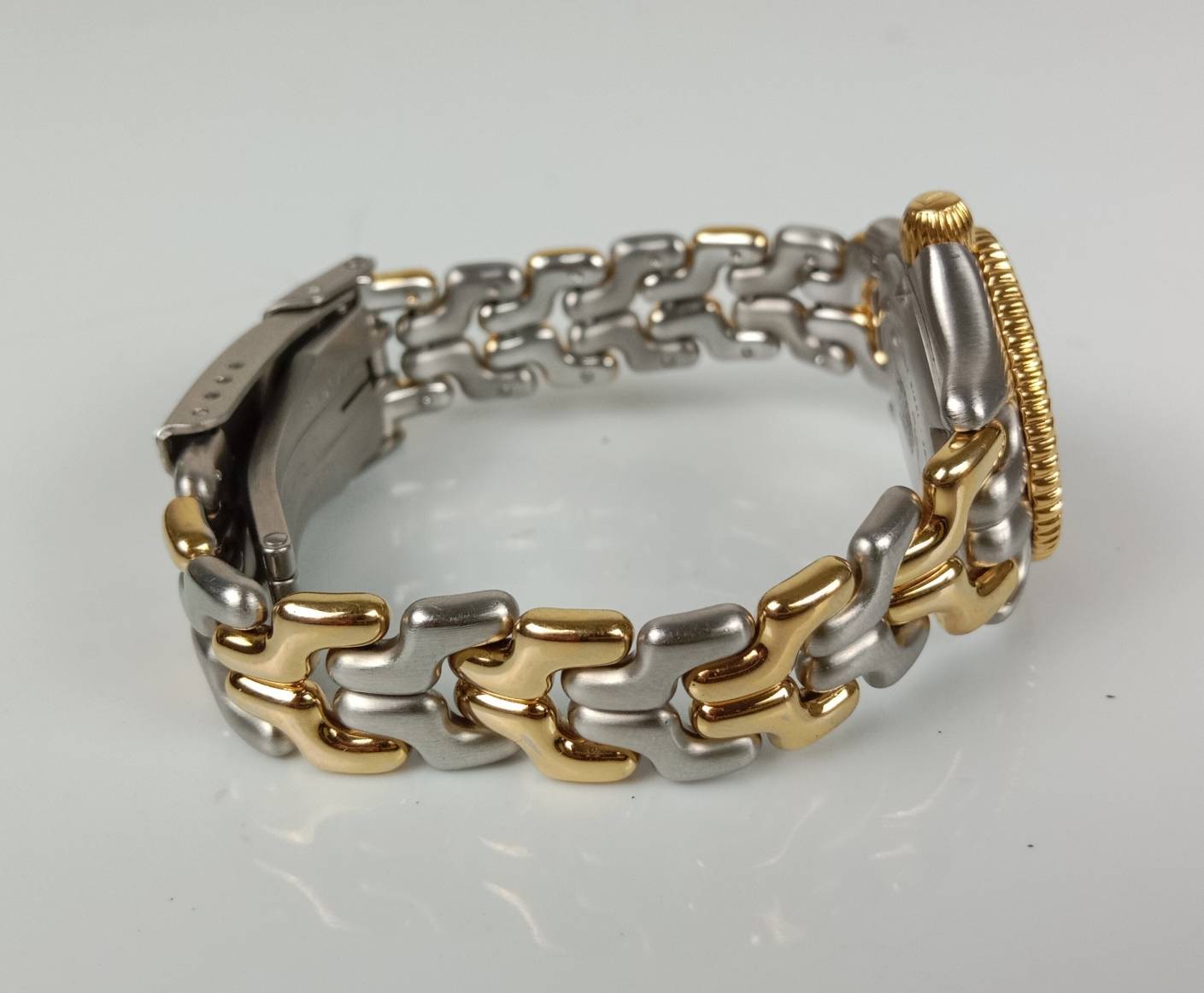 29.TAG HEUER ระบบ Quartz Mini size หน้าปัด 24 mm พร้อมกล่องแท้