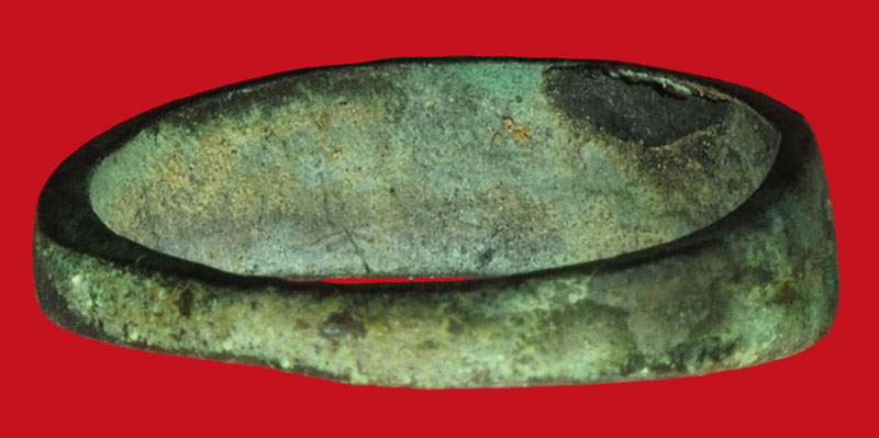 A919 แหวนยันต์ เนื้อทองเหลืองเก่า ไม่ทราบอาจารย์ 12