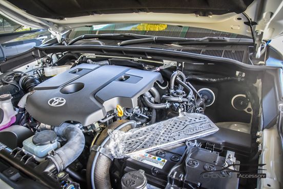 เเผ่นกันหนู โตโยต้า ฟอร์จูนเนอร์ รีโว่