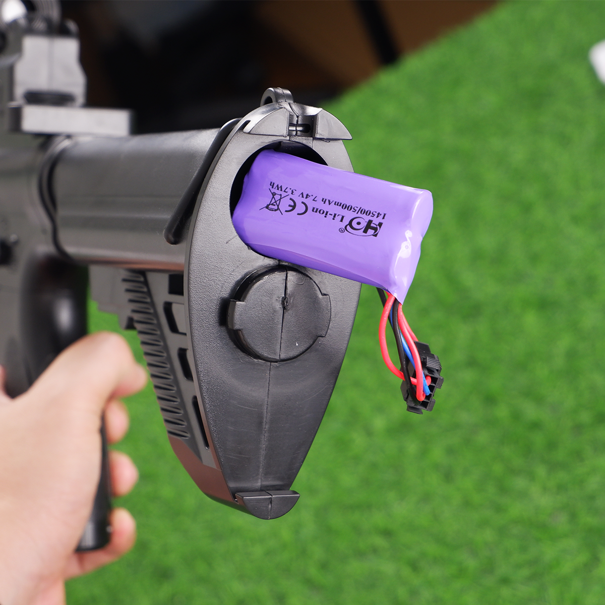 (37)HK416 สีดำ ปืนเจลไฟฟ้า ของเล่น ยิงรัวได้ ชักยิงได้