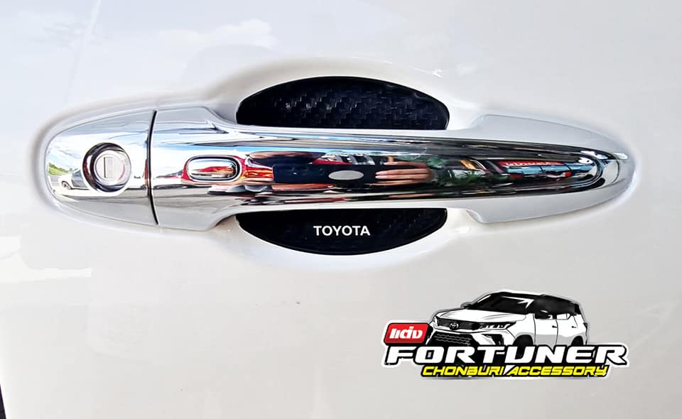 เบ้ามือเปิดกันรอย เคฟล่าคาร์บอน GRsport Legender โตโยต้า ฟอร์จูนเนอร์