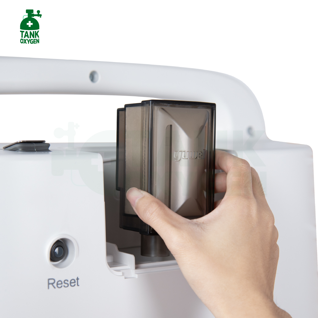 เครื่องผลิตออกซิเจน ขนาด 10 ลิตร Yuwell รุ่น 8F-10W สามารถใช้งานได้ทั้งภายในบ้าน และสถานพยาบาล