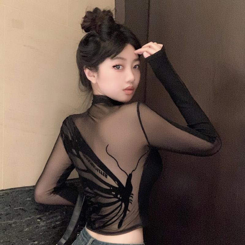 เสื้อครอปแขนยาว ซีทรู เสื้อโชว์หลัง สีดำ CN211