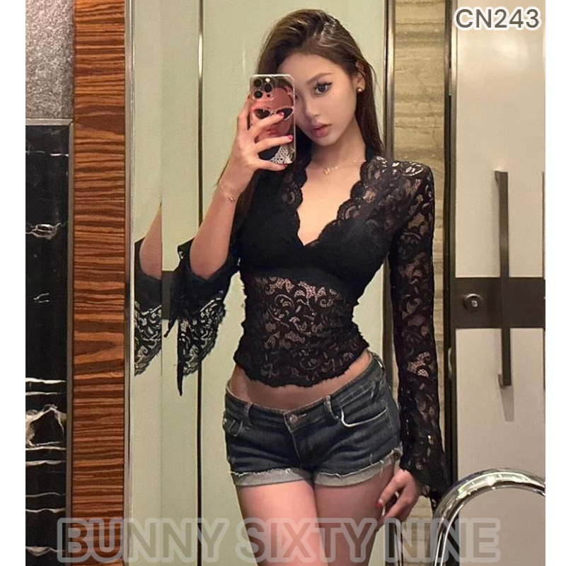 เสื้อลูกไม้ แขนยาว ซีทรู แขนกระดิ่ง รหัส CN243