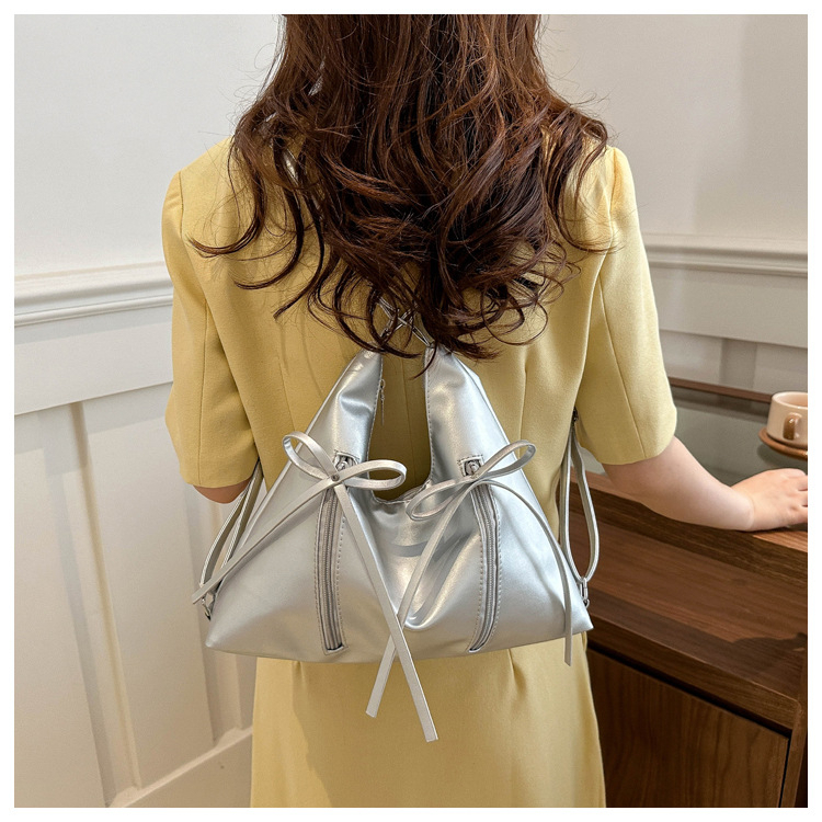 กระเป๋าสะพาย 2 สไตล์ โบว์หน้า รหัส Bag6041