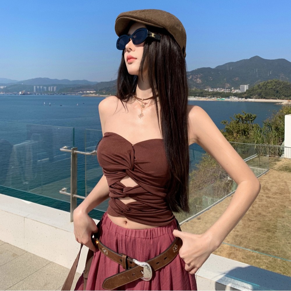 เสื้อเกาะอก ผ้าร่อง ดีเทลหย่น สีน้ำตาล CN2891 พร้อมส่งในไทย