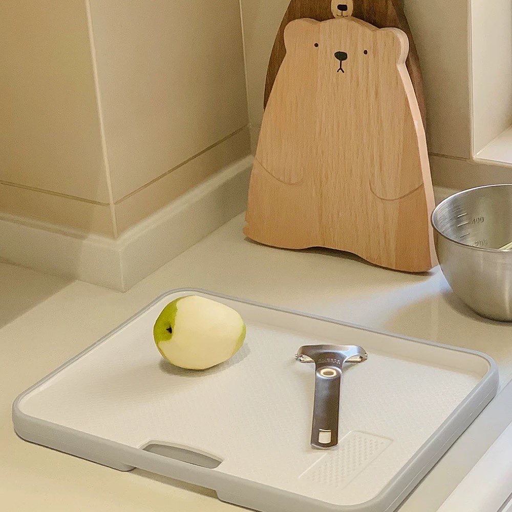 Moldproof cutting board