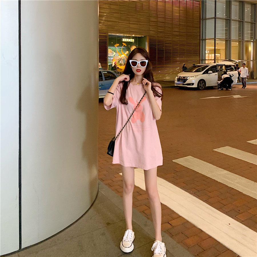 เสื้อยืดโอเวอร์ไซส์ Oversize ผ้าคอตตอน พร้อมส่งในไทย