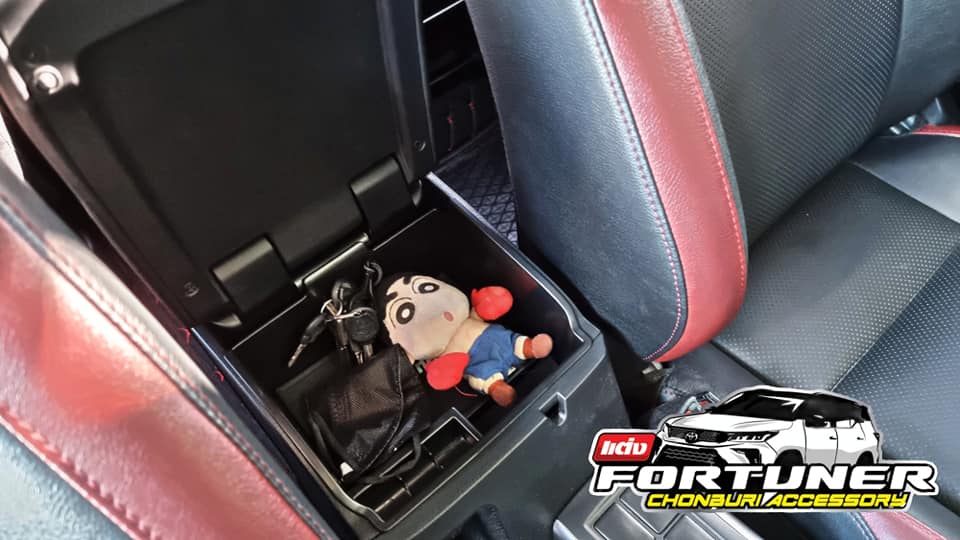 ถาดใส่เหรียญ ถาดใส่ของเอนกประสงค์ คอนโซลกลาง โตโยต้า ฟอร์จูนเนอร์