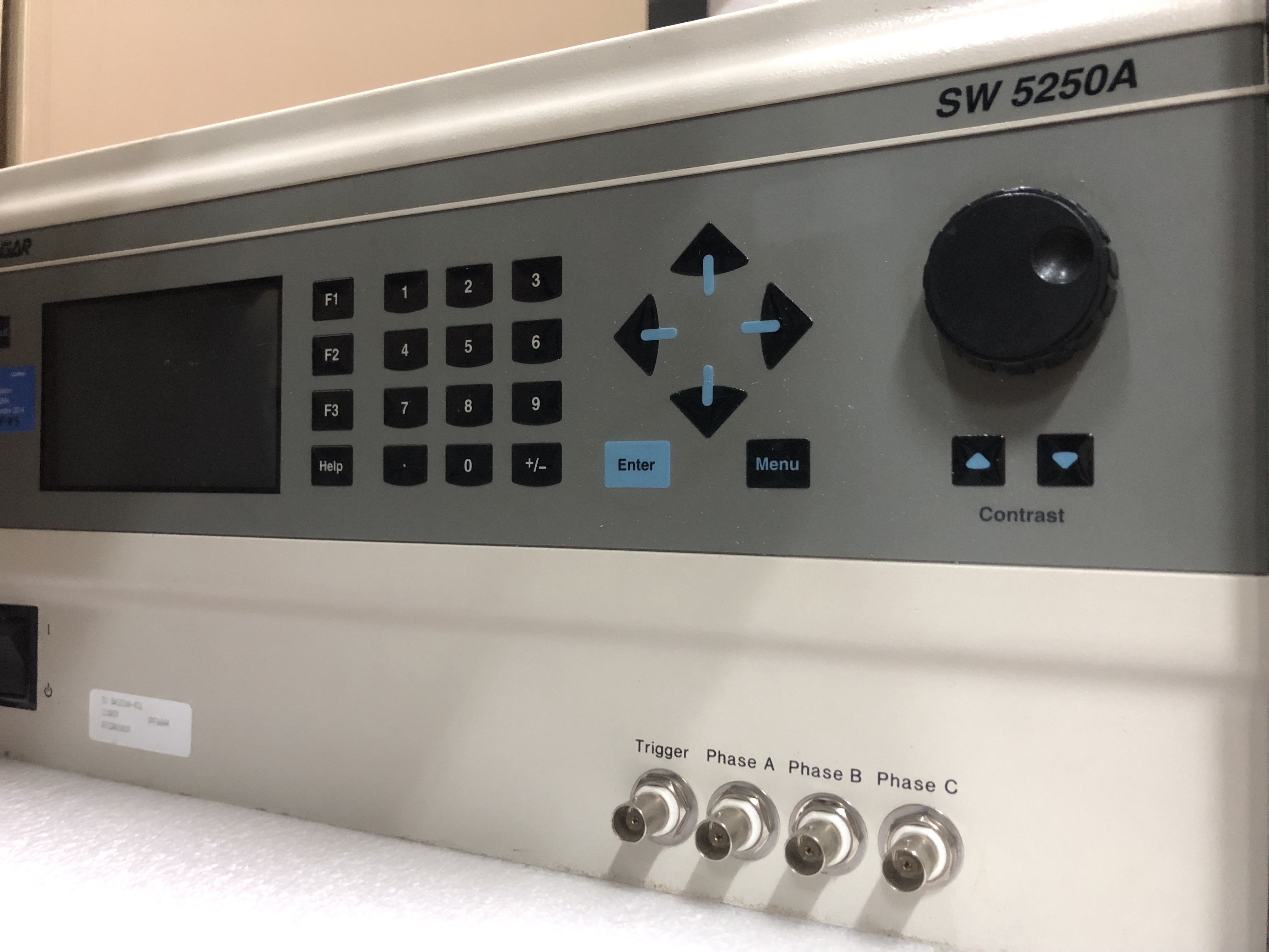 บริการสอบเทียบเครื่องวัดและทดสอบทางด้านไฟฟ้า Electrical Test and Measurement Instrument