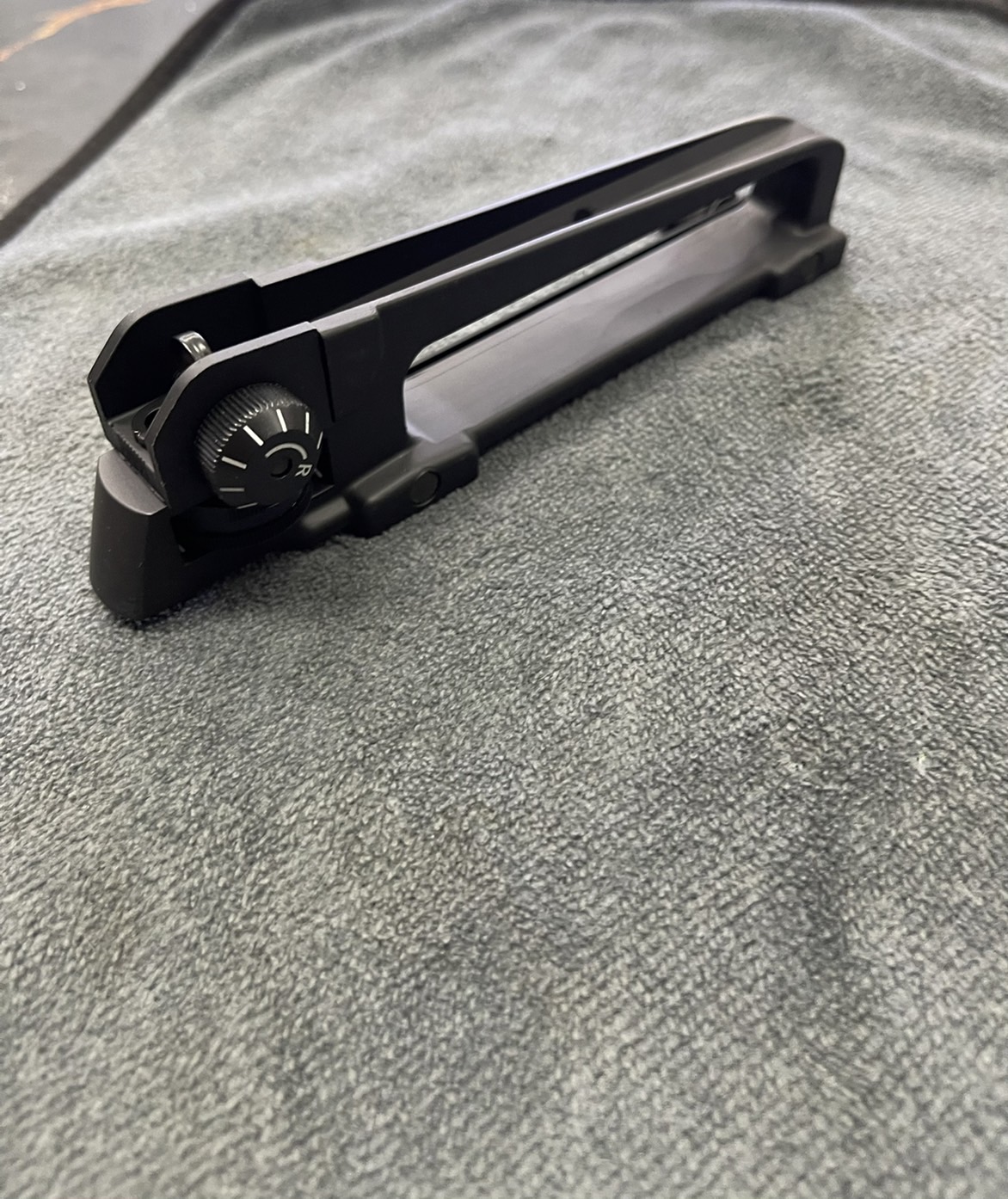 รางหูหิ้ว M4