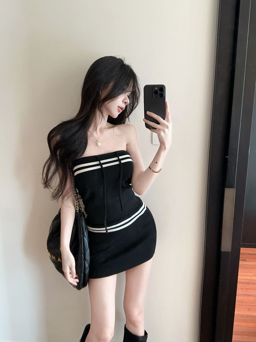 เสื้อเกาะอก ไหมพรม พร้อมส่งในไทย