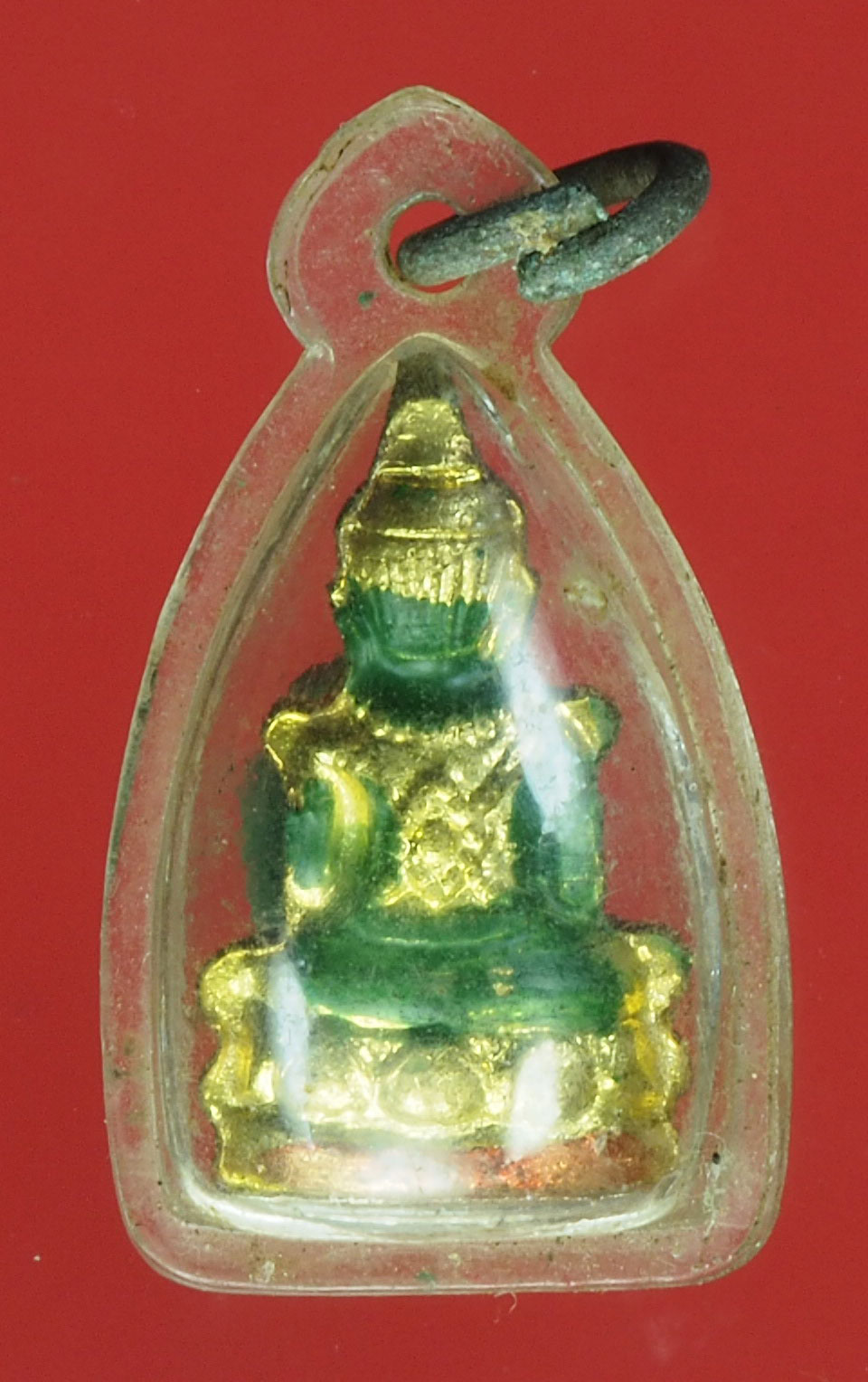 A573 พระแก้วมรกตจำลอง เลี่ยมพลาสติกเก่าพอมีอายุ ไม่ทราบอาจารย์ 8