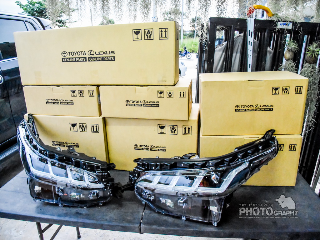 ไฟหน้า GRsport/Legender ปี 2022 โตโยต้า ฟอร์จูนเนอร์