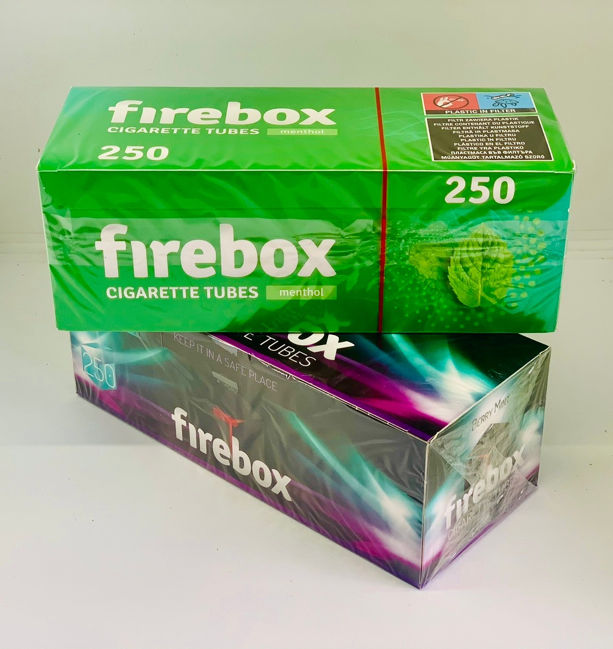 Firebox 2 กล่อง ก้นกรองบุหรี่ รุ่นเย็นเมนทอล + รุ่นร้อนกลิ่นเบอรี่ รวม 500 มวน ความยาวของมวน 17 มม.