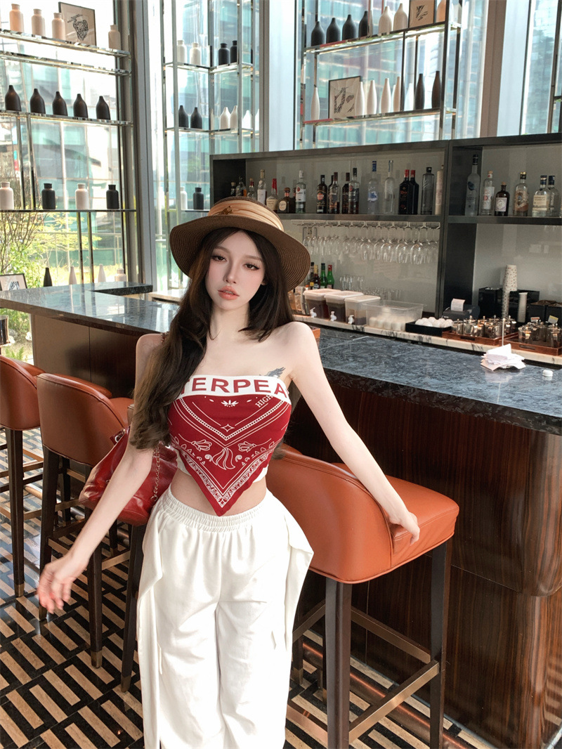 เสื้อครอป เกาะอก สไตล์เกาหลี รหัส CN3341 พร้อมส่ง