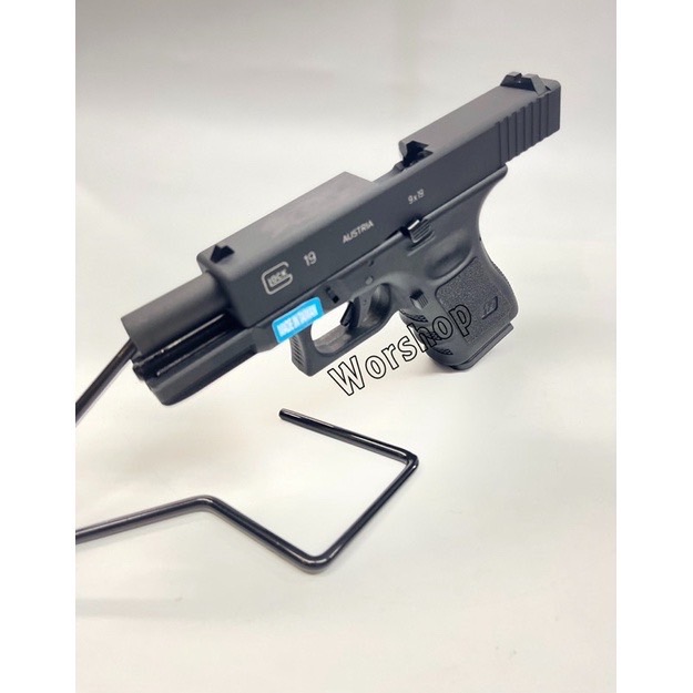 WE Glock 19 Gen 3 แถมฟรี อุปกรณ์พร้อมเล่น