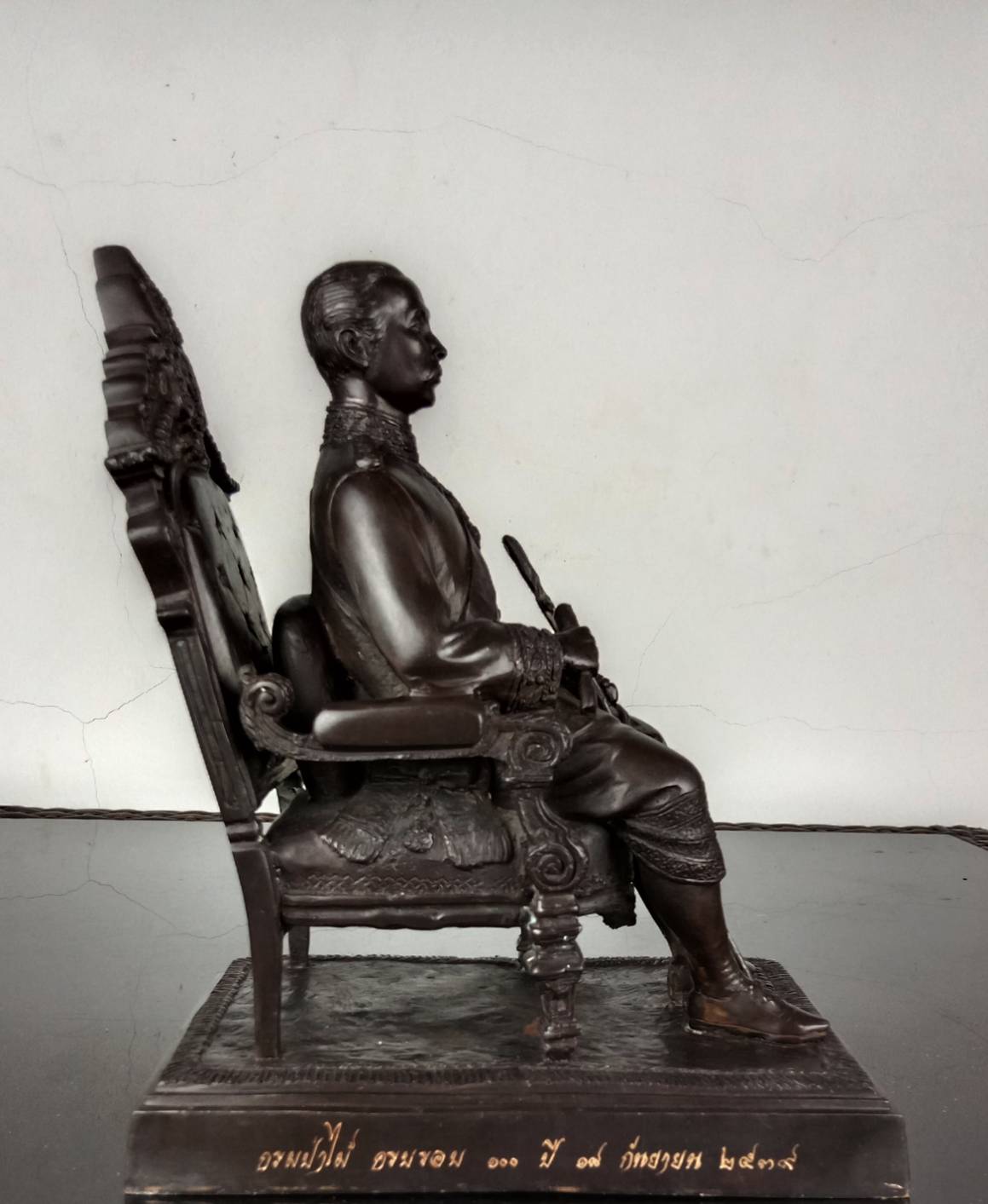 444.พระบรมรูปหล่อในหลวงรัชกาลที่5 พระบาทสมเด็จพระปรมินทรมหาจุฬาลงกรณ์ พระจุลจอมเกล้าเจ้าอยู่หัว ทรงประทับนั่งบัลลังก์