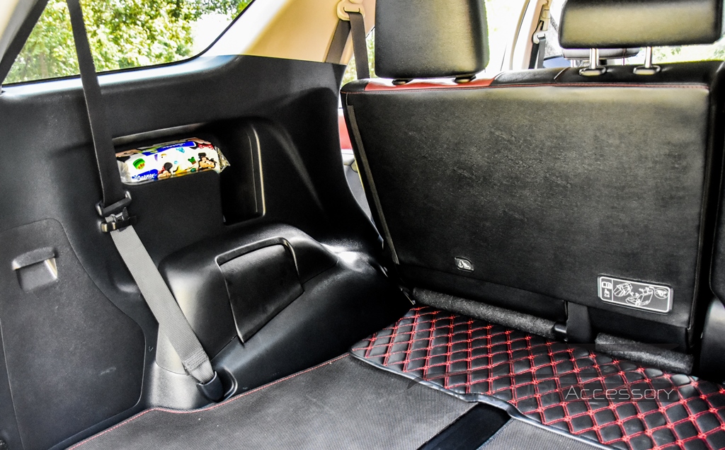 ฝาปิดเบาะแถวสาม GRsport Legender Leader NewFortuner Mc
