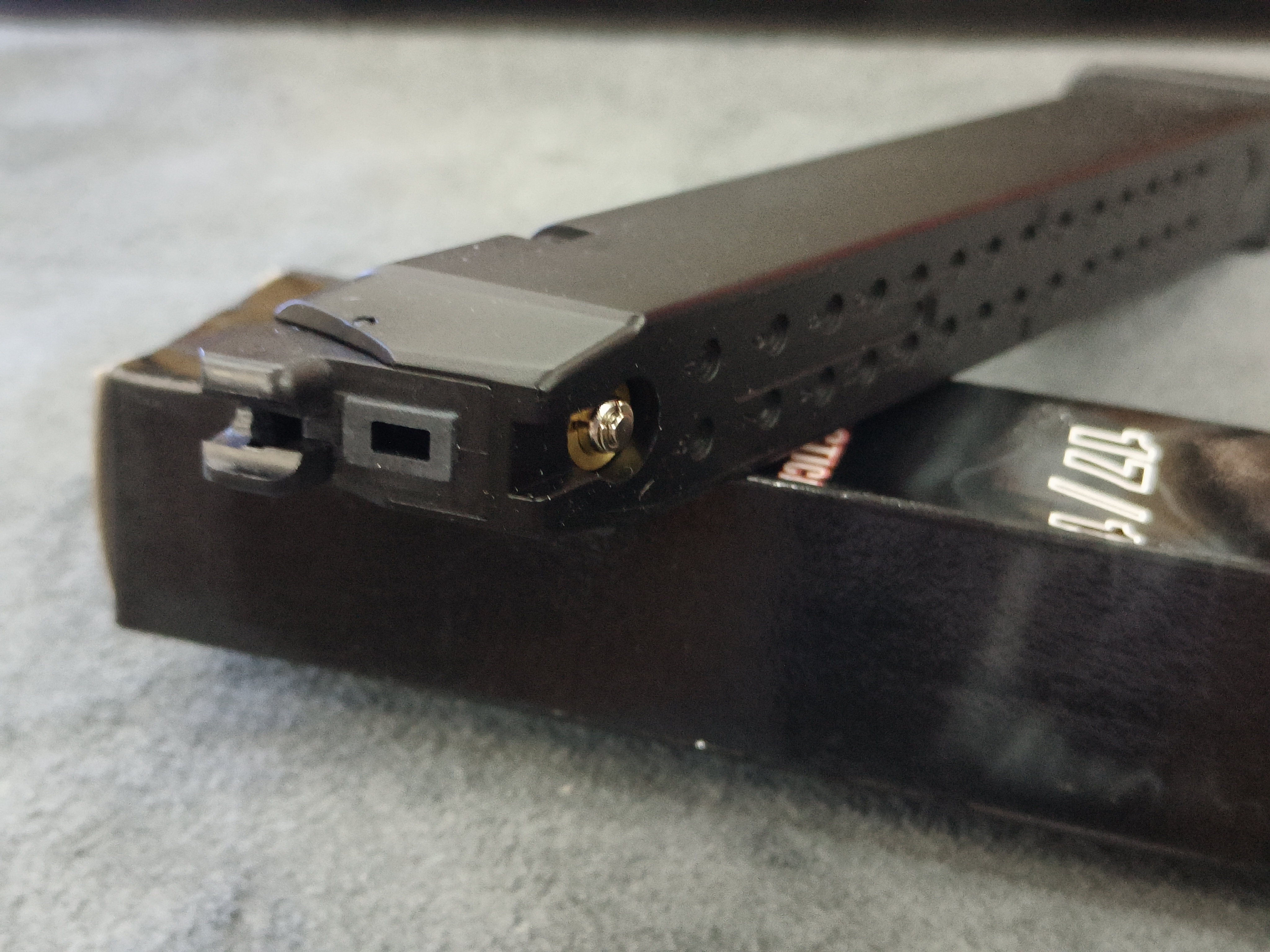 แม็กกาซีนอัดแก๊ส Glock บรรจุ 50 นัด - WE สีดำ