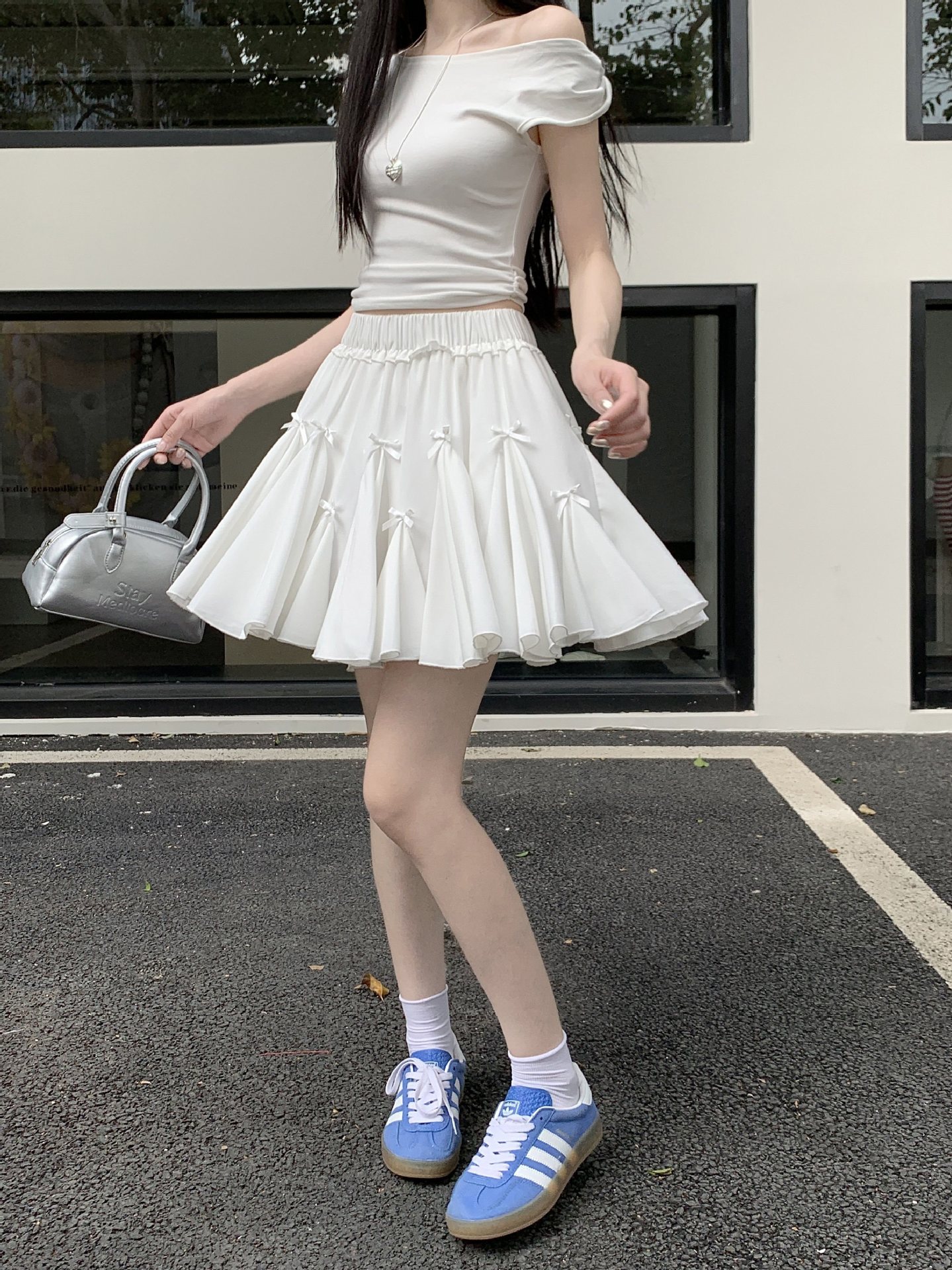 ส่งด่วนในไทย กระโปรง ซับในกางเกง แต่งระบายมินิโบว์ พร้อมส่ง JB2003