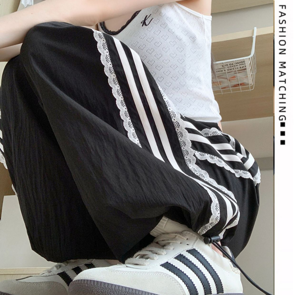 ดำ กางเกงวอร์ม แถบขาวแต่งขอบลูกไม้ รหัส CN41001