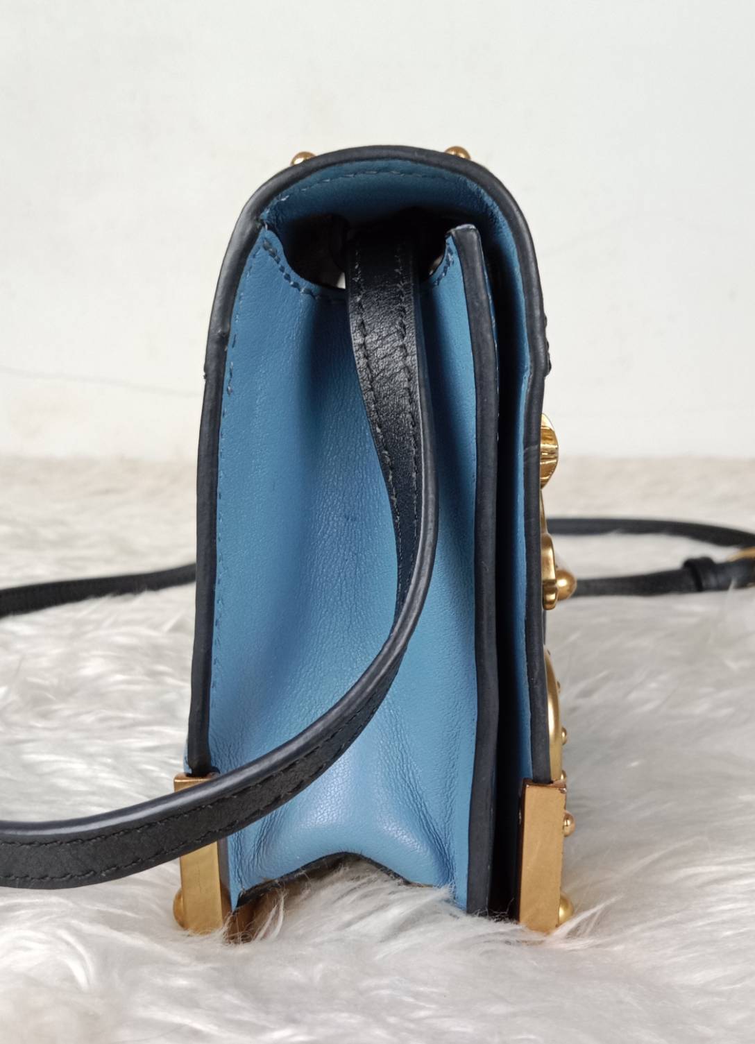 กระเป๋า PRADA Saffiano Shoulder Bag Saffiano leather Blue Gold Auth ar12338A Golden
