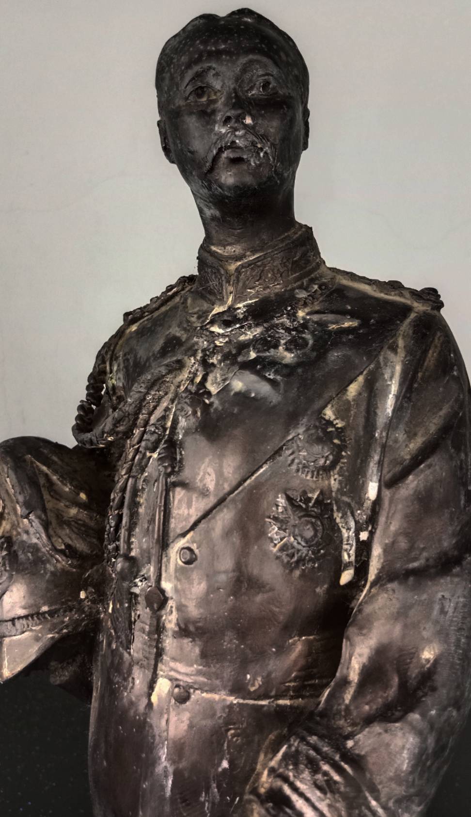 546.พระบรมรูปหล่อในหลวงรัชกาลที่5 พระบาทสมเด็จพระปรมินทรมหาจุฬาลงกรณ์ พระจุลจอมเกล้าเจ้าอยู่หัว ประทับยืน ฐานกลม