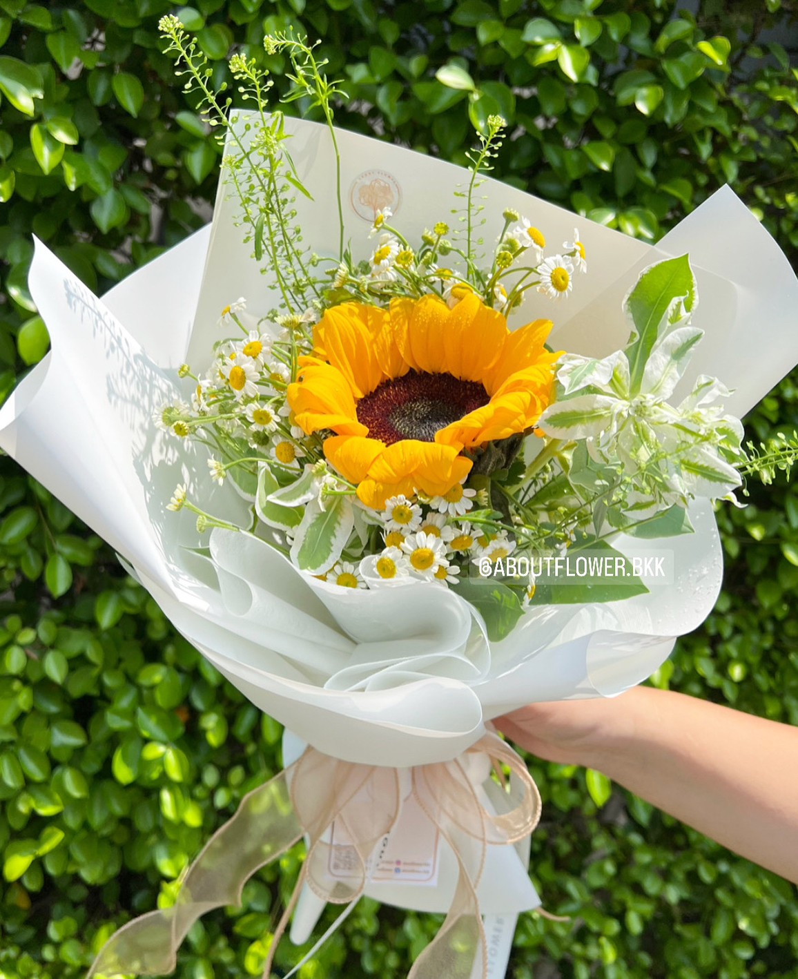 Mini Bouquet ช่อดอกทานตะวัน จำนวน 1 ดอก พร้อมตกแต่ง สามารถเปลี่ยนสีได้