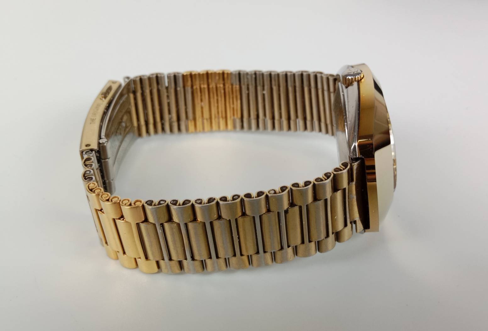 Rado Diastar 636.0313.3 SCRATCH PROOF WATER SEALED ระบบ AUTOMATIC หน้าปัด 42 mm พร้อมกล่องแท้