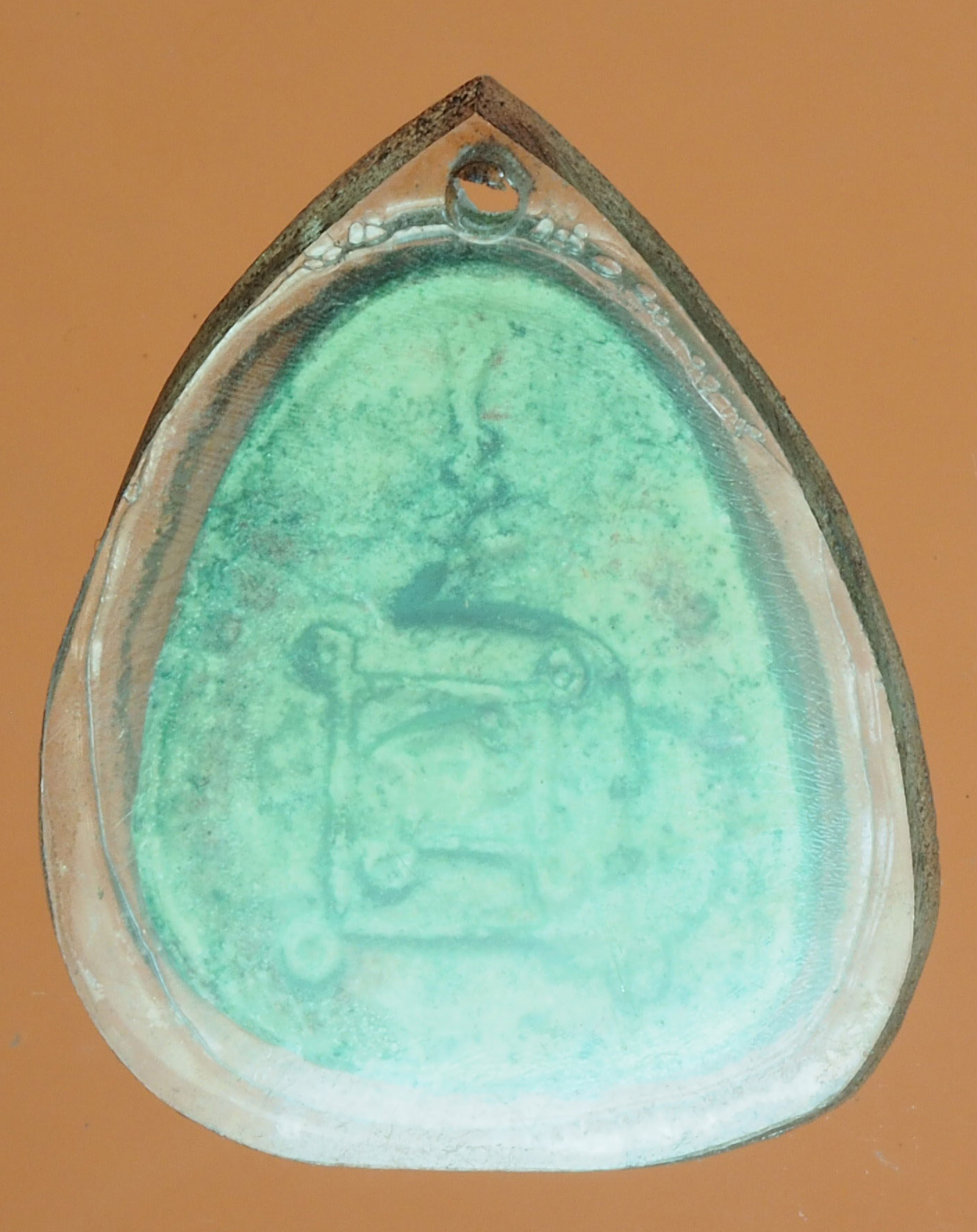 A148 พระปิดตาหลังยันต์ ไม่ทราบที่และปีสร้าง เลี่ยมพลาสติกเก่า 6