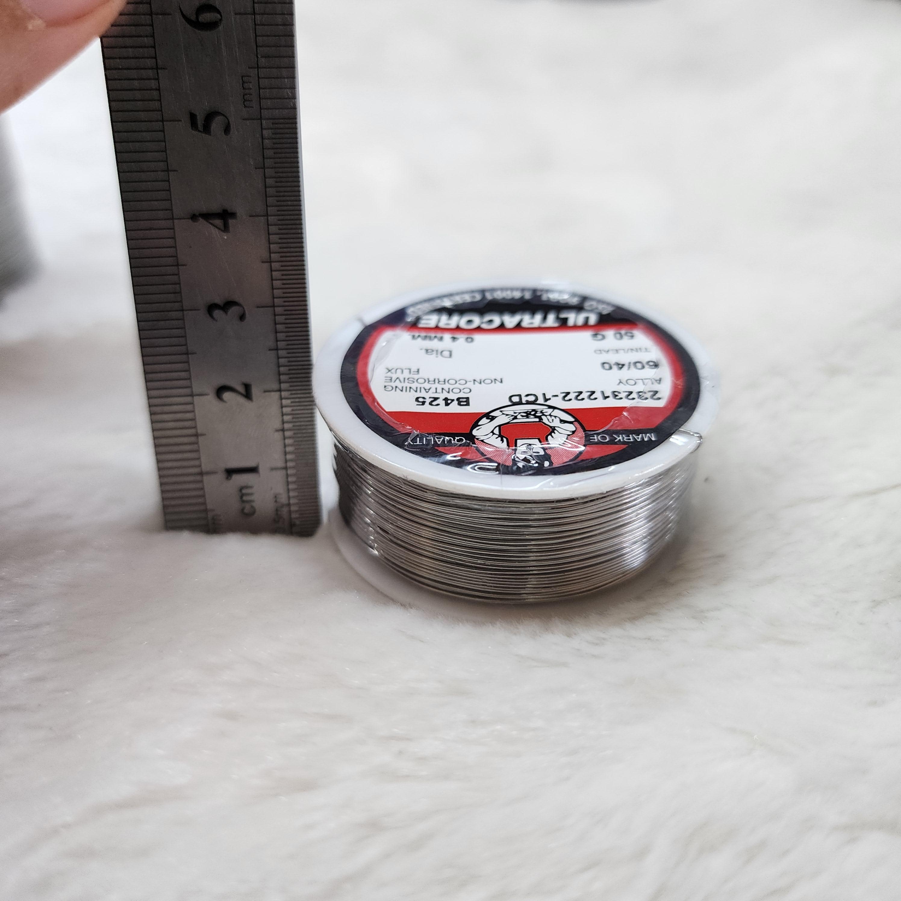 ตะกั่วเส้น Ultracore เส้นเล็ก0.4