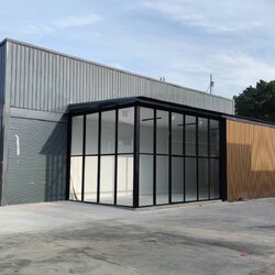 โชว์รูมและออฟฟิศ 1 ชั้น ขนาด 200 ตารางเมตร (อาคารA)